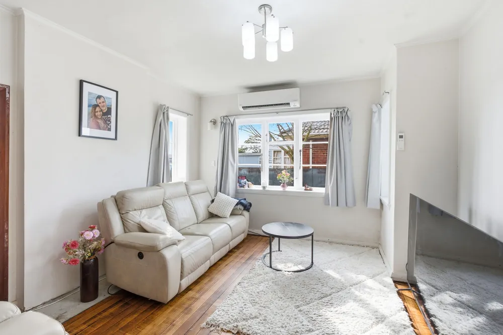 Photos of 1 Jollie Street