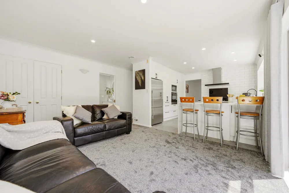 Photos of 13 Vanderbilt Parade