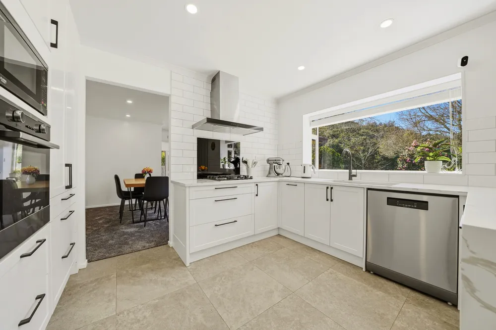 Photos of 13 Vanderbilt Parade