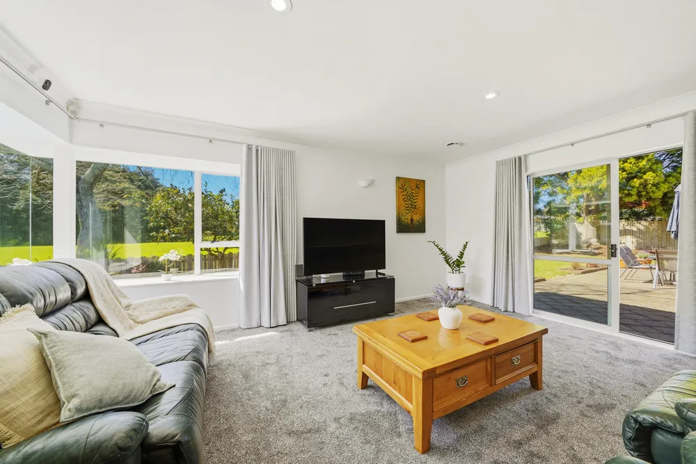 Photos of 13 Vanderbilt Parade
