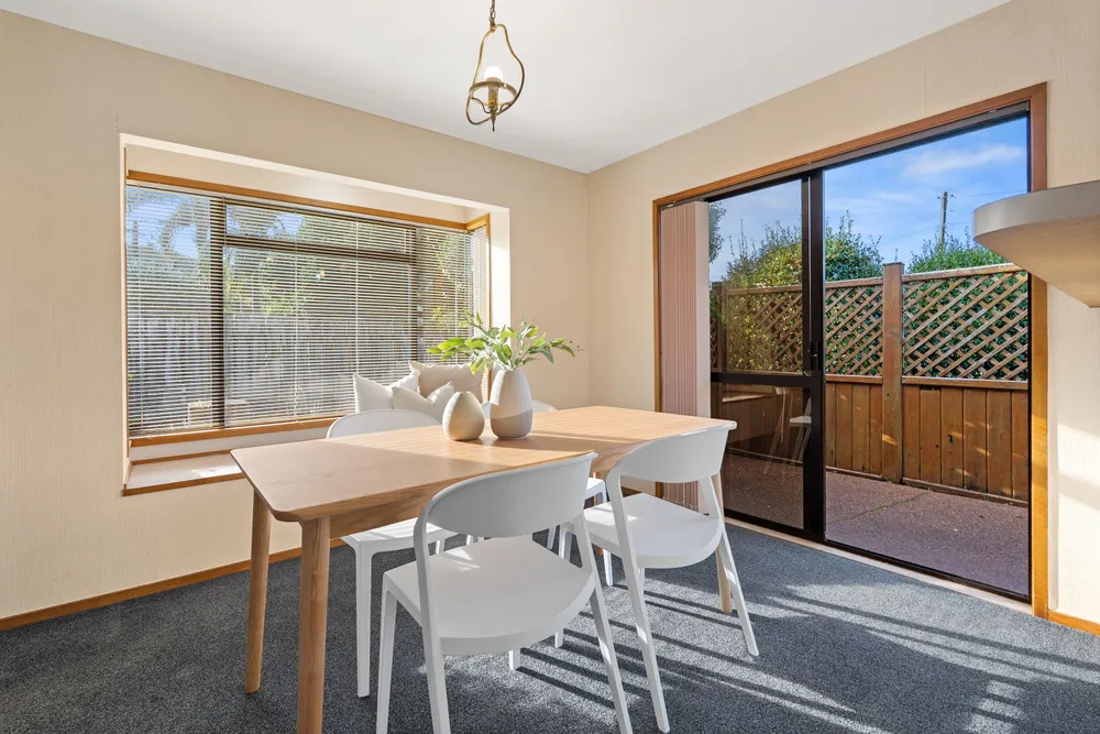 Photos of 8A Forest Glen