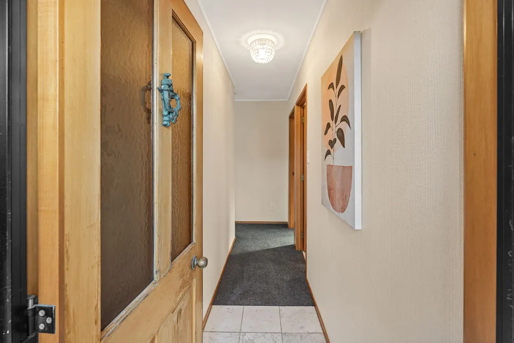 Photos of 8A Forest Glen