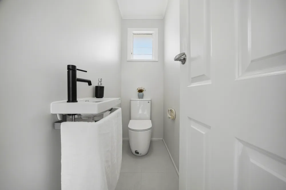 Photos of 33 Chippendale Crescent