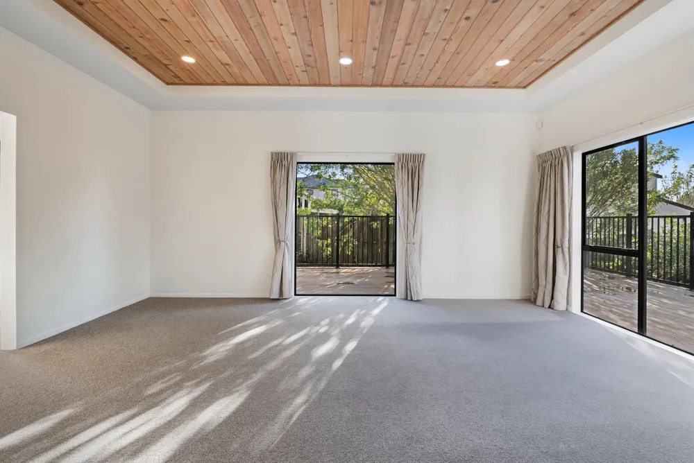 Photos of 13 Bronzewing Terrace