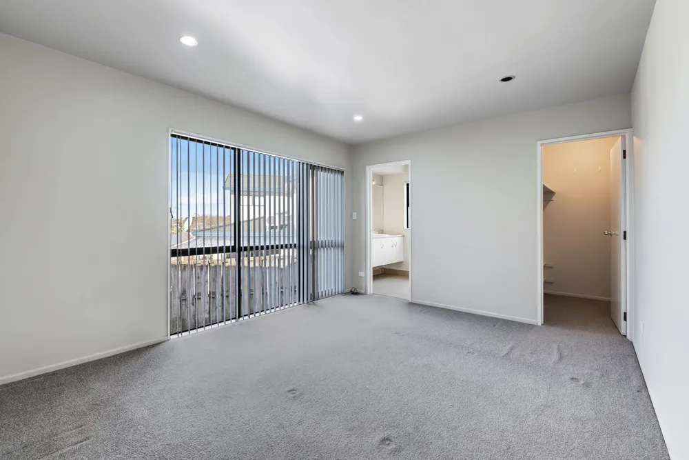 Photos of 13 Bronzewing Terrace