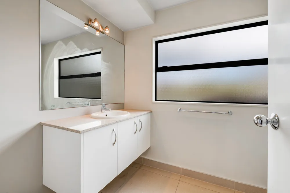 Photos of 13 Bronzewing Terrace