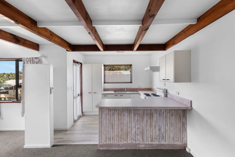 Photos of 31 Eskdale Road
