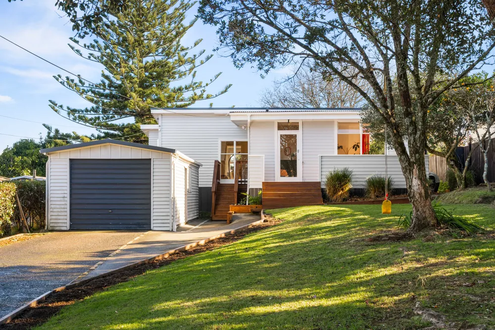 Photos of 89 Matipo Road