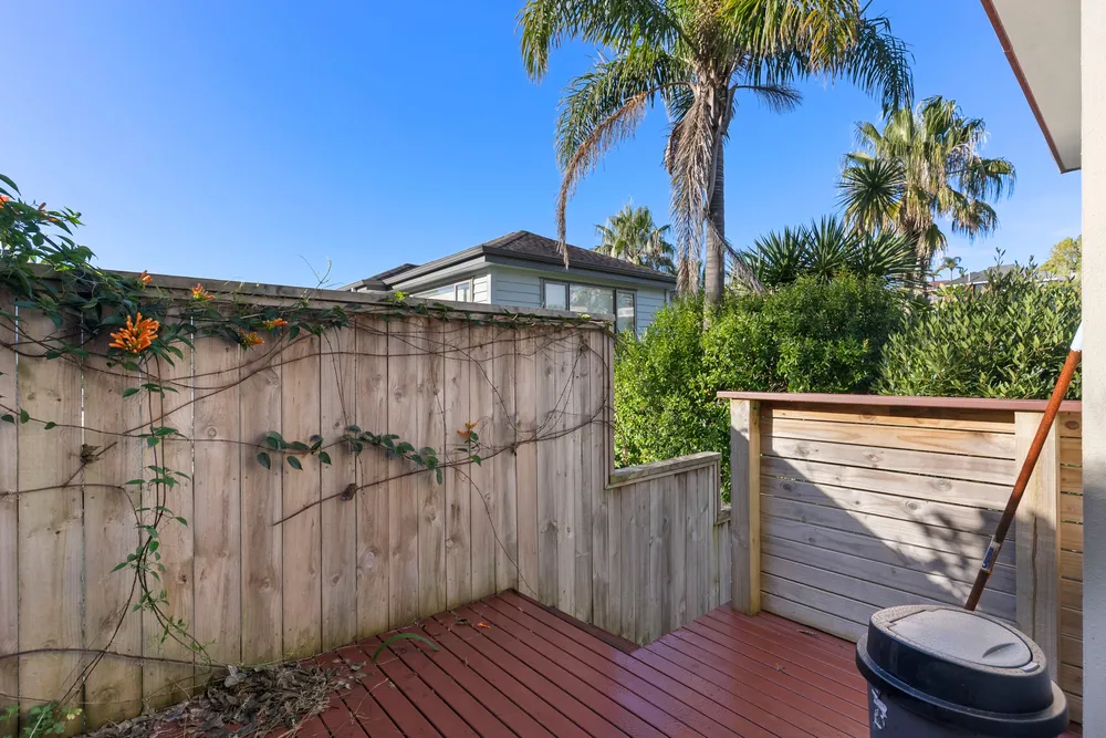 Photos of 23a Penguin Drive