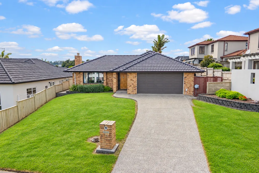 Photo of 73 Mt Lebanon Crescent, The Gardens