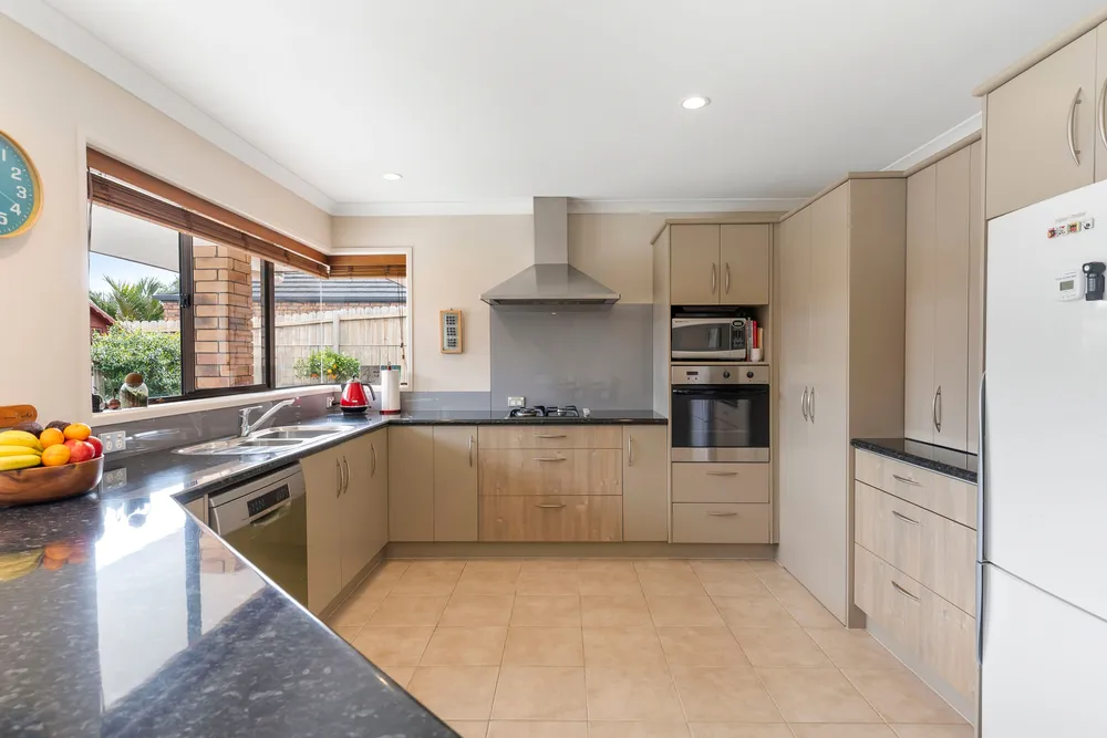 Photos of 73 Mt Lebanon Crescent