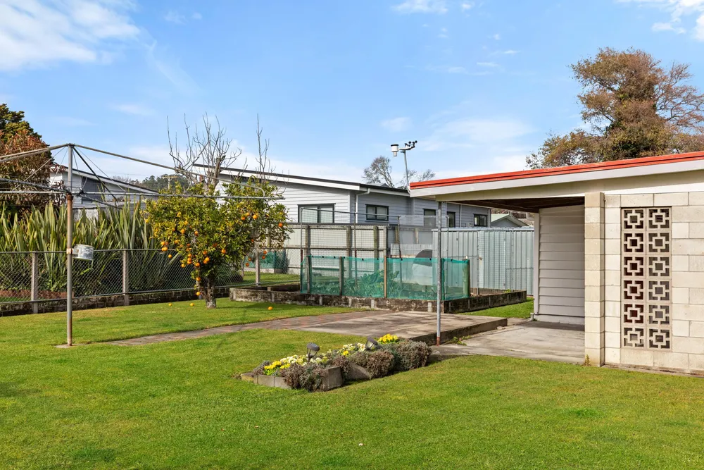 Photos of 265 Clifford Street