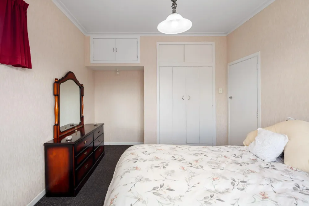 Photos of 265 Clifford Street