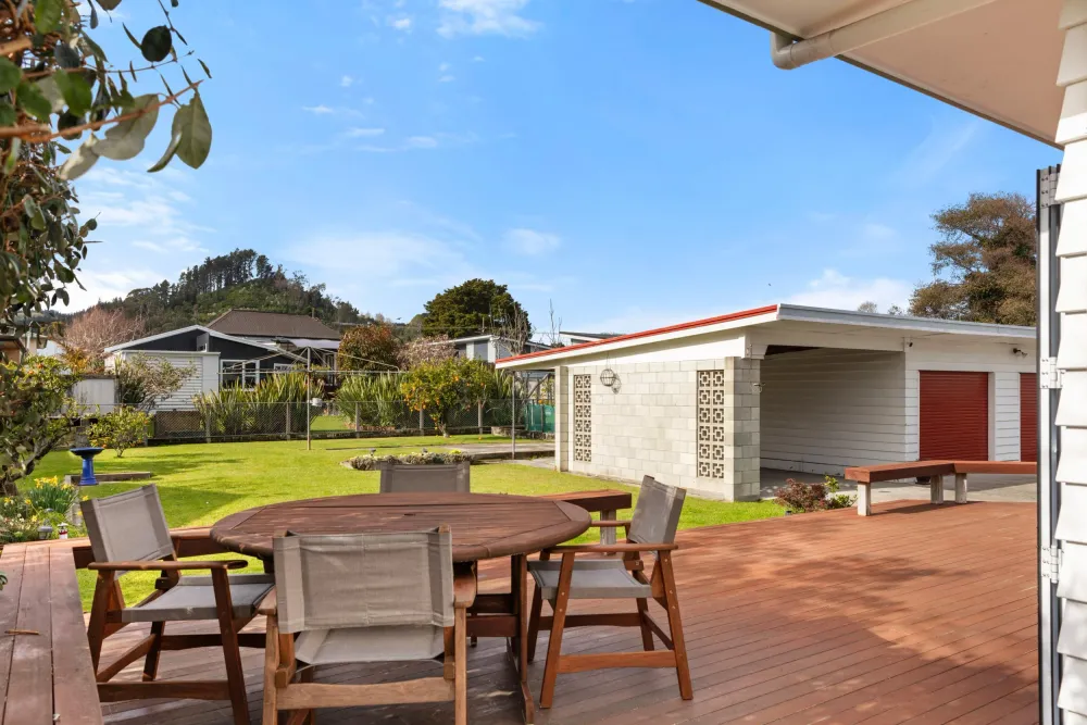 Photos of 265 Clifford Street