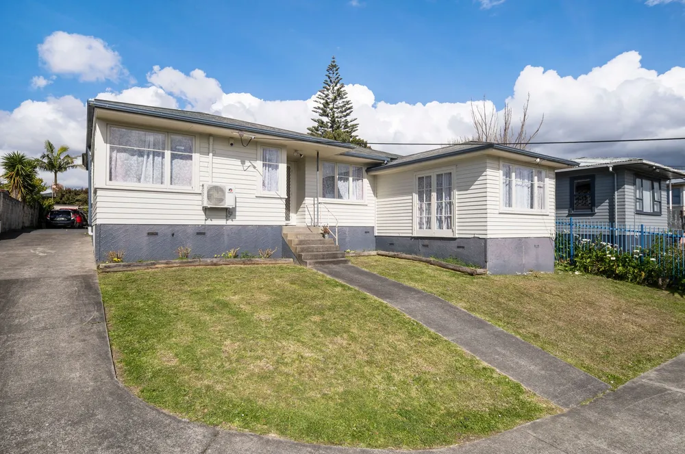 Photos of 60 Farquhar Road