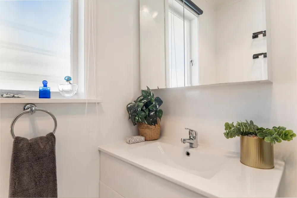 Photos of 60 Farquhar Road