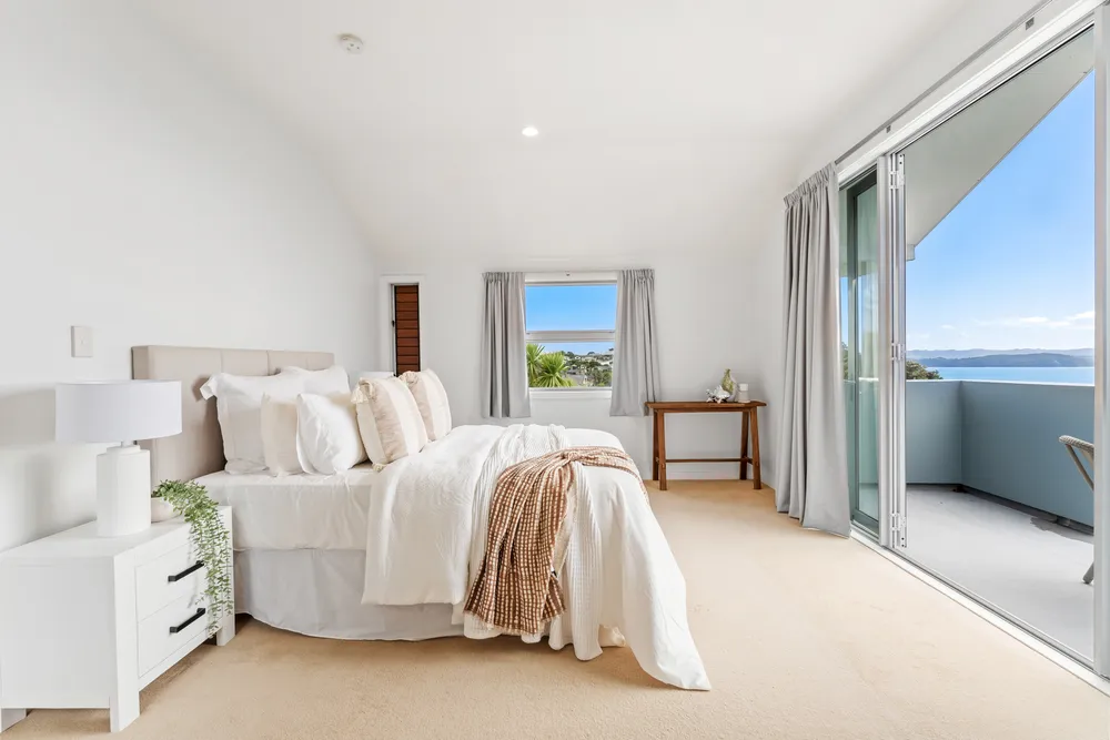 Photos of 17 Deerness Crescent