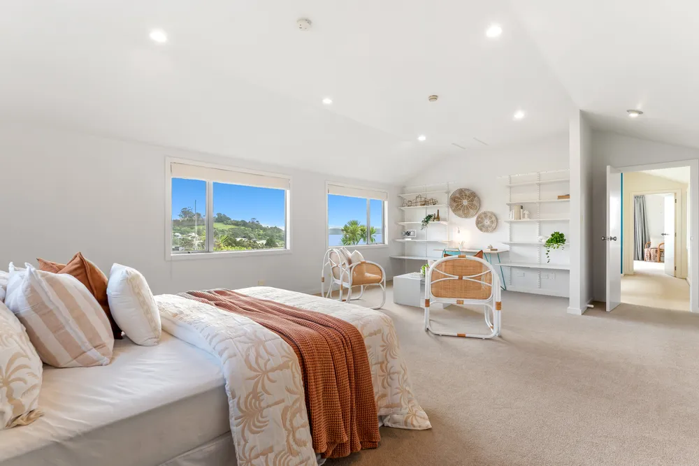 Photos of 17 Deerness Crescent