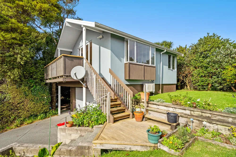 Photos of 17 Deerness Crescent