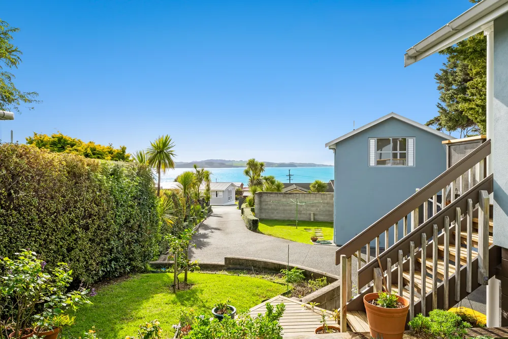 Photos of 17 Deerness Crescent