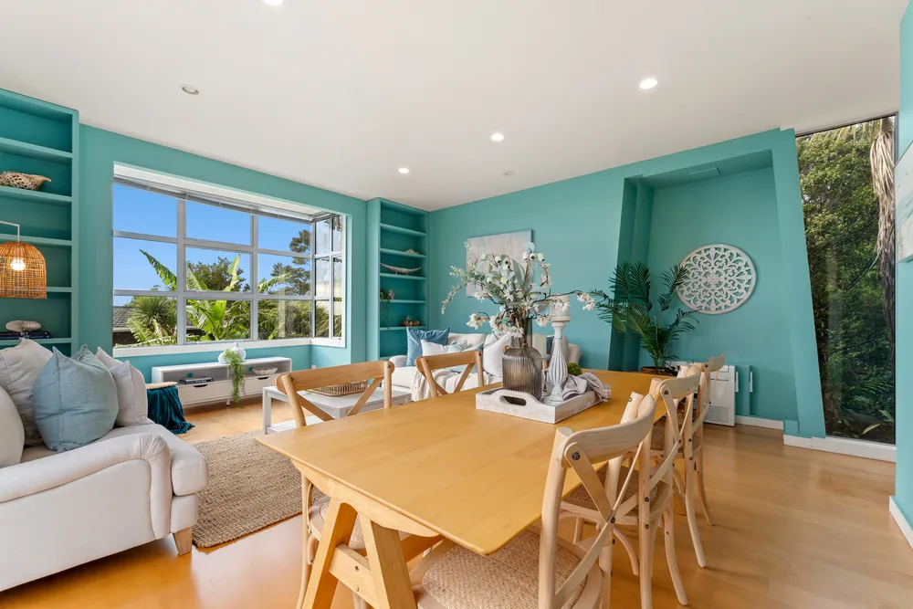 Photos of 17 Deerness Crescent