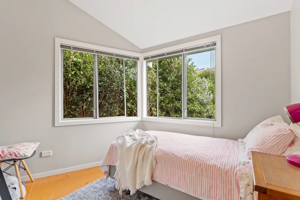 Photos of 17 Deerness Crescent
