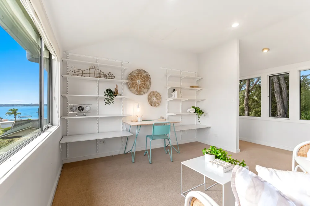 Photos of 17 Deerness Crescent