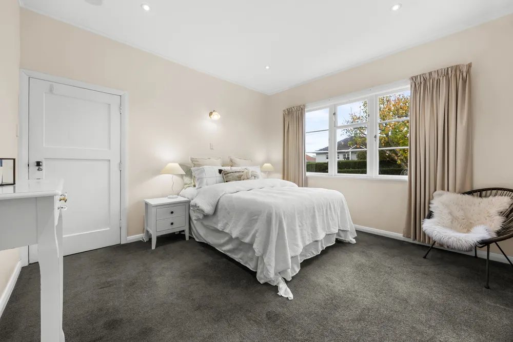 Photos of 21 Bonnie Brae Road