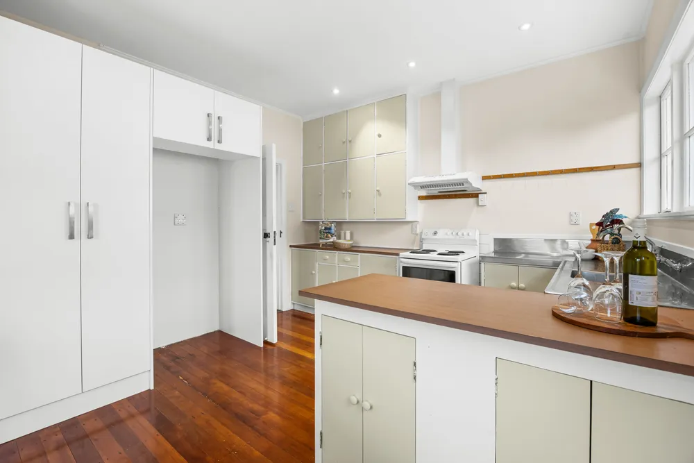 Photos of 21 Bonnie Brae Road