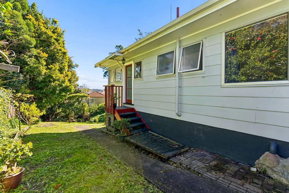 Photos of 2/109 View Road
