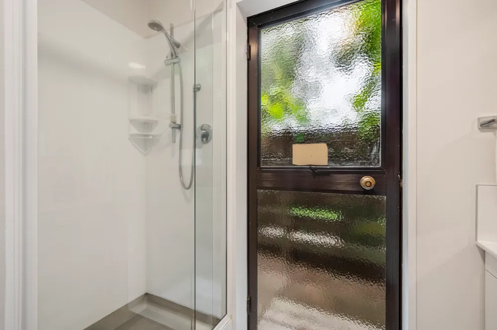 Photos of 69C Thirteenth Avenue