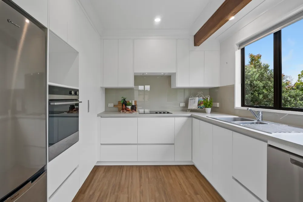 Photos of 69C Thirteenth Avenue