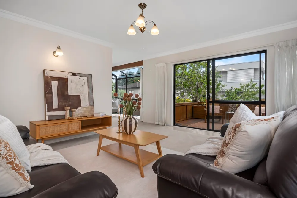 Photos of 69C Thirteenth Avenue