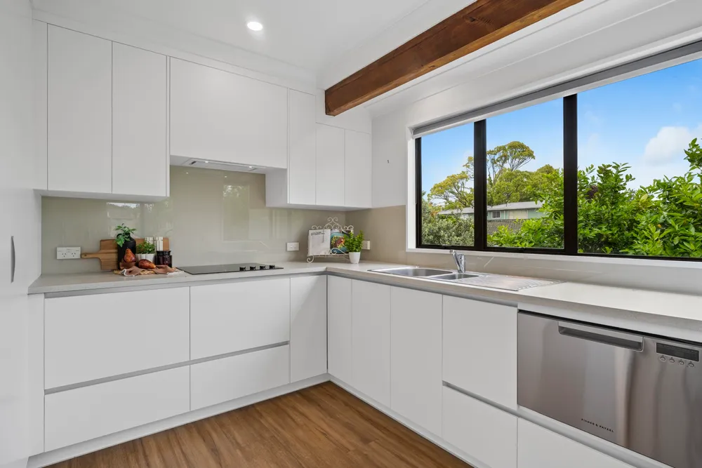 Photos of 69C Thirteenth Avenue