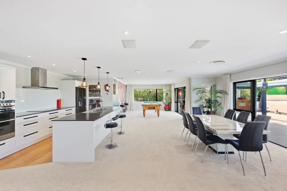 Photos of 108 Vaughans Road