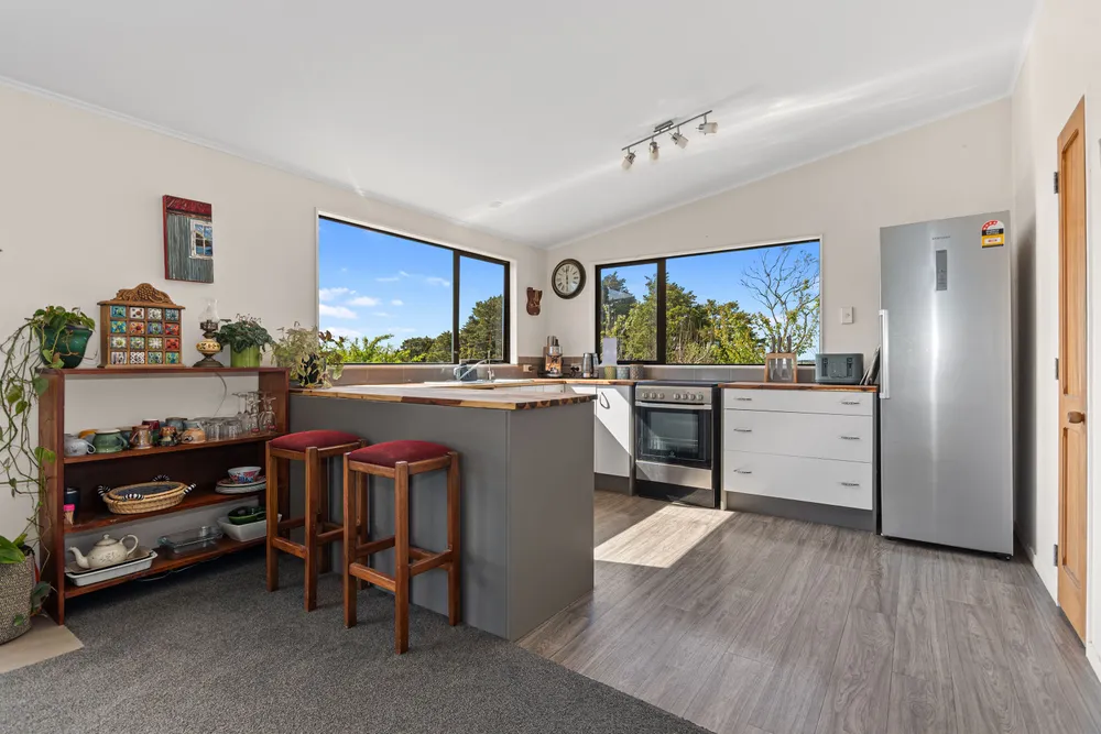 Photos of 127 Mountain View Road