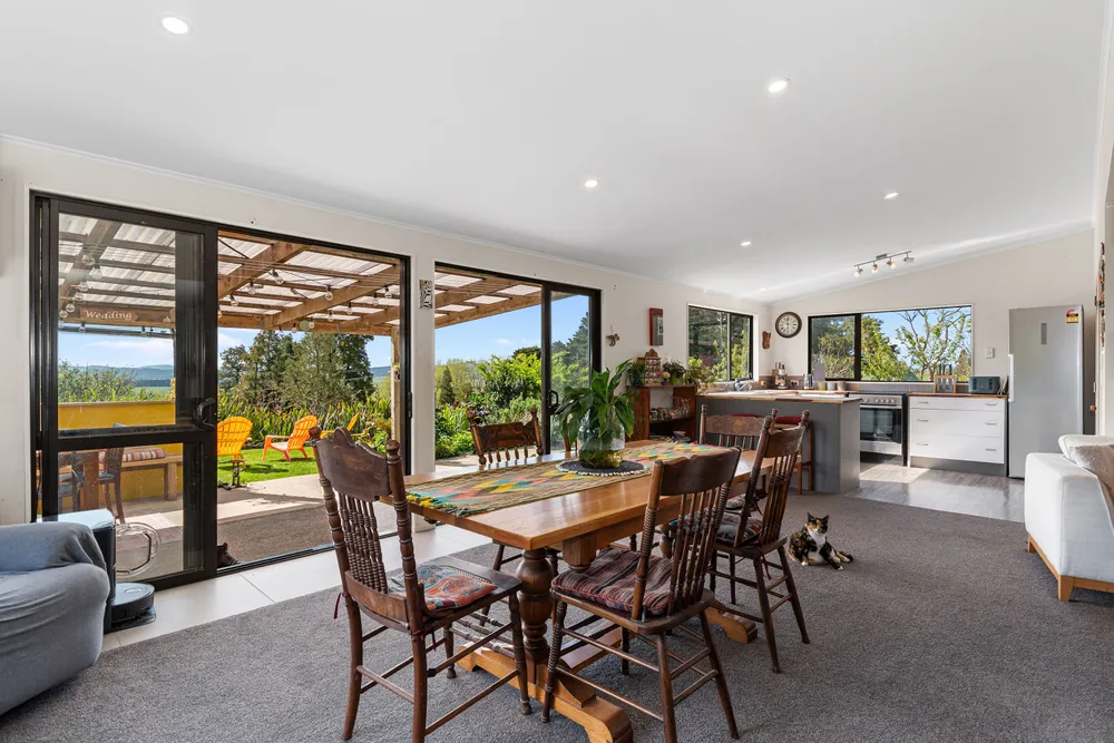 Photos of 127 Mountain View Road