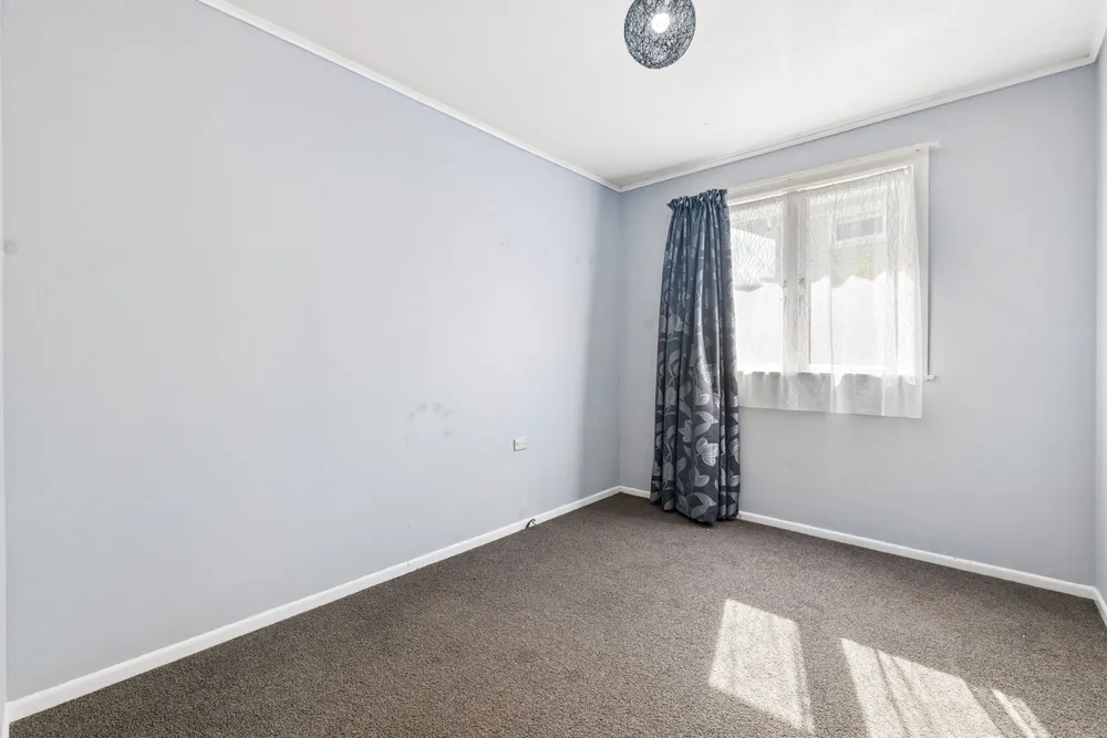 Photos of 11 Pitcairn Place