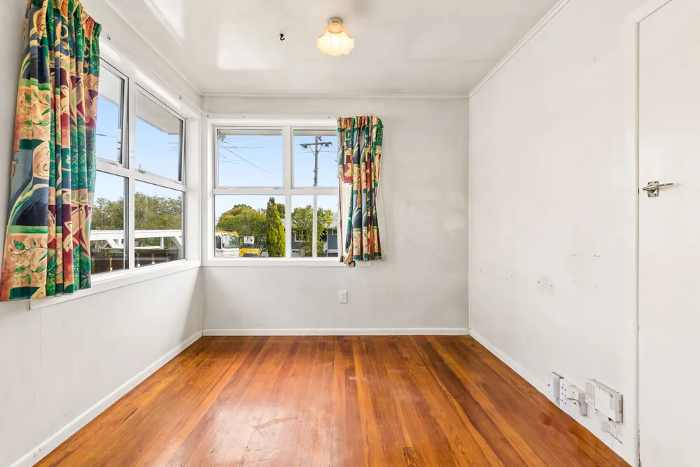 Photos of 11 Pitcairn Place