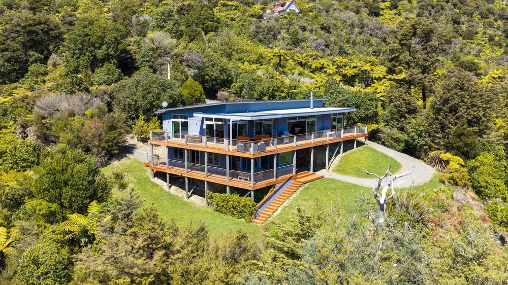 Photos of 362 Moetapu Bay Road