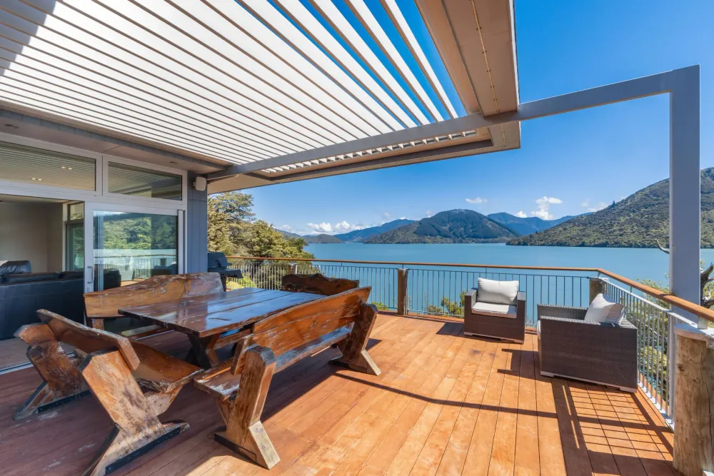 Photos of 362 Moetapu Bay Road