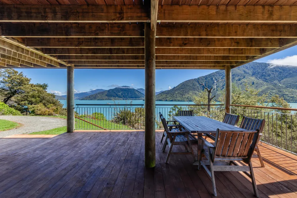 Photos of 362 Moetapu Bay Road