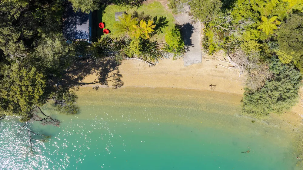 Photos of 362 Moetapu Bay Road