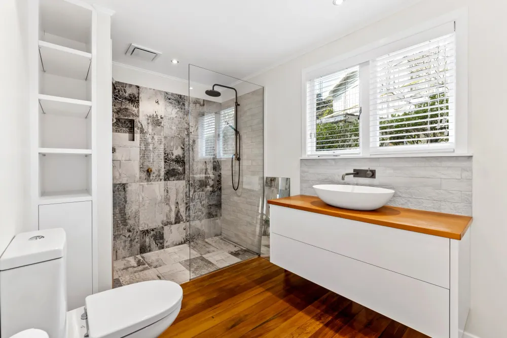 Photos of 508 Leigh Road