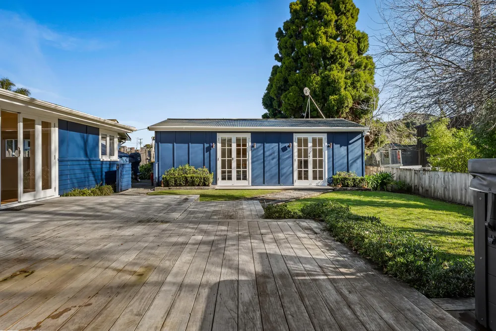 Photos of 508 Leigh Road