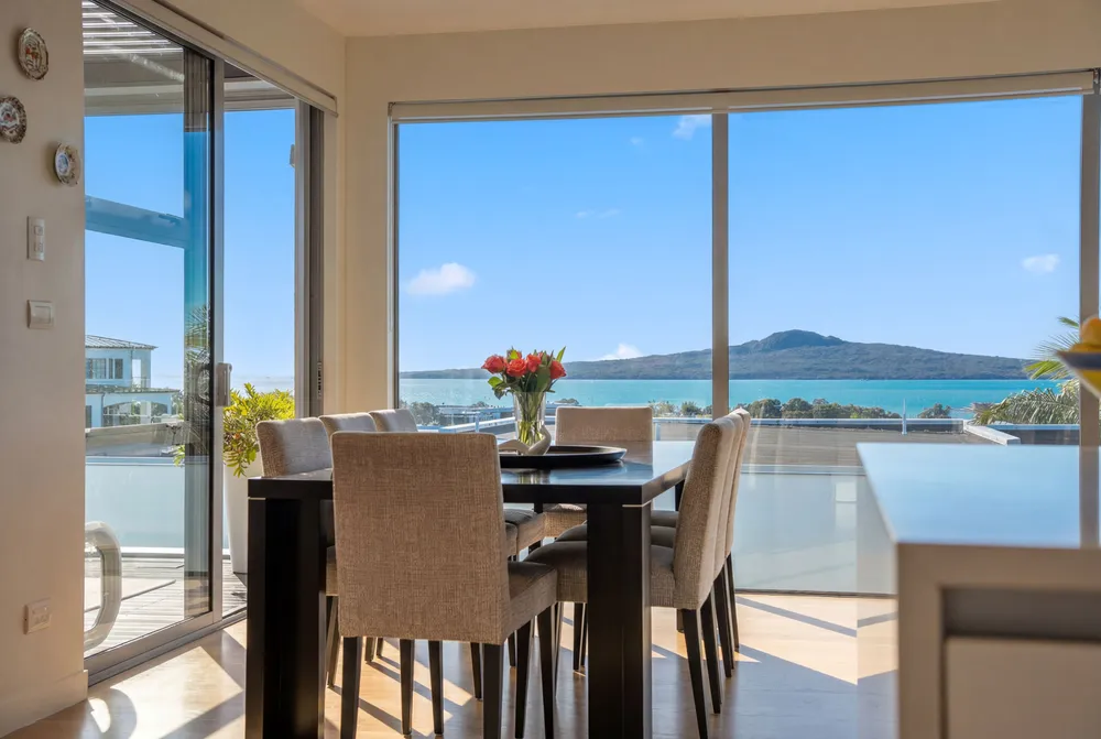 Photos of 46C Rawhitiroa Road