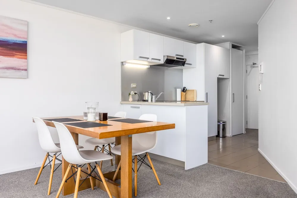 Photos of 7M/156 Vincent Street