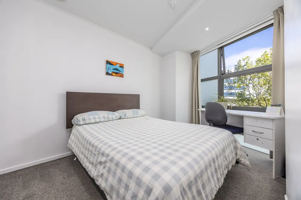 Photos of 7M/156 Vincent Street