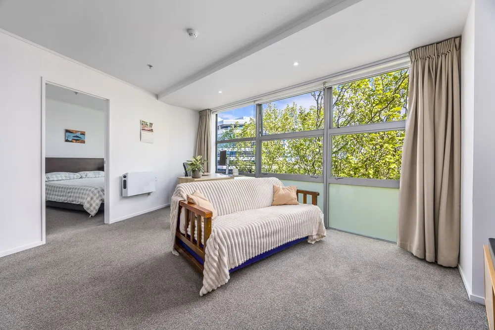 Photos of 7M/156 Vincent Street