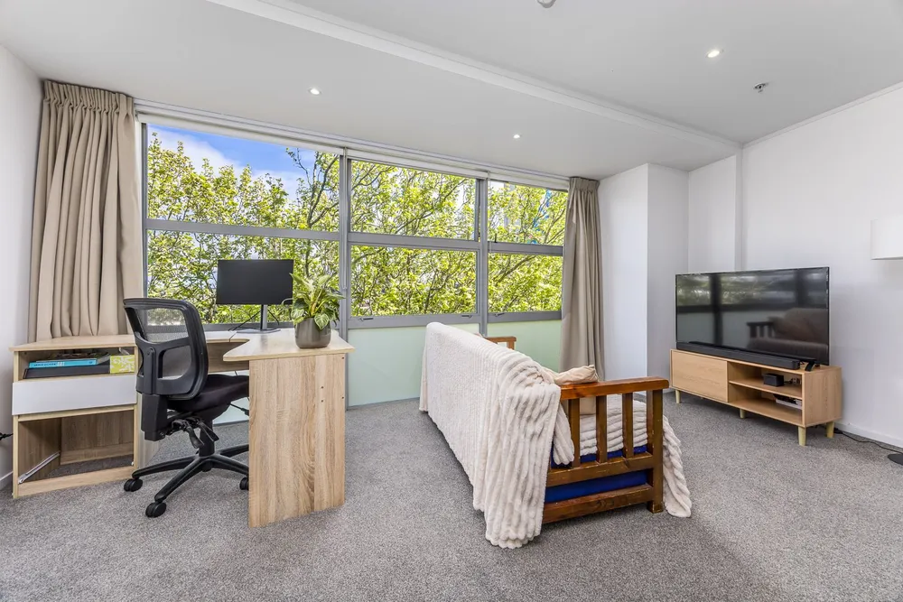 Photos of 7M/156 Vincent Street